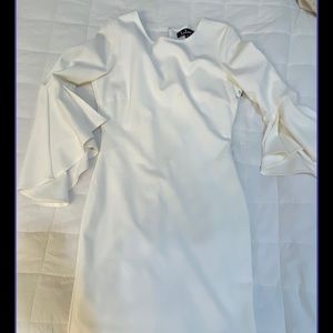 NWOT Lulu’s White Bodycon Dress